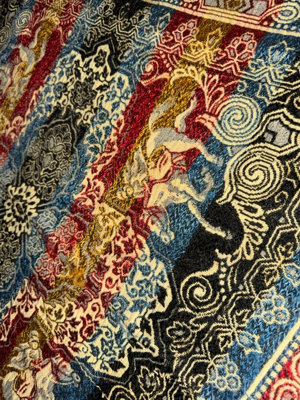 Vintage 1940s Indian Woven Tapestry Panel in Blue, & Red beautiful artisan work.